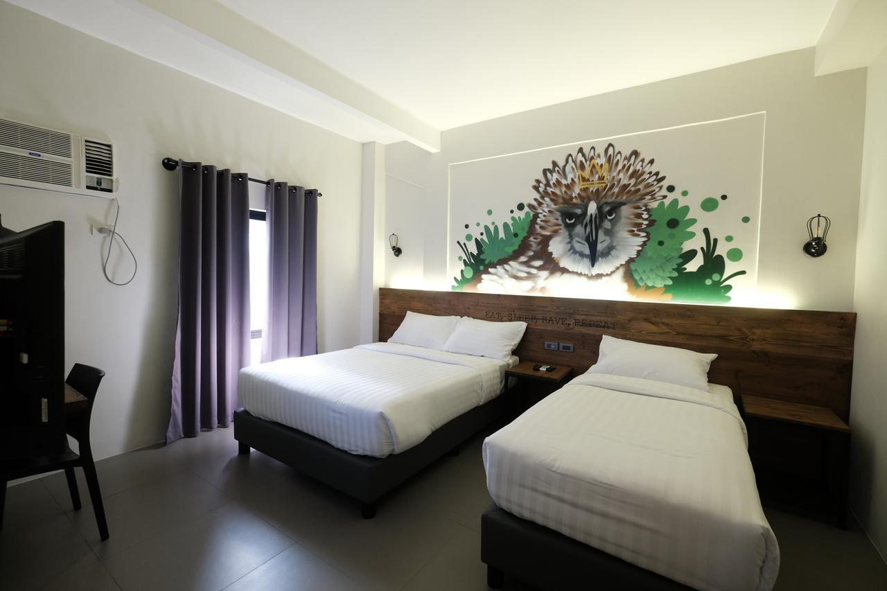 U Hotels Makati Makati City Kültér fotó