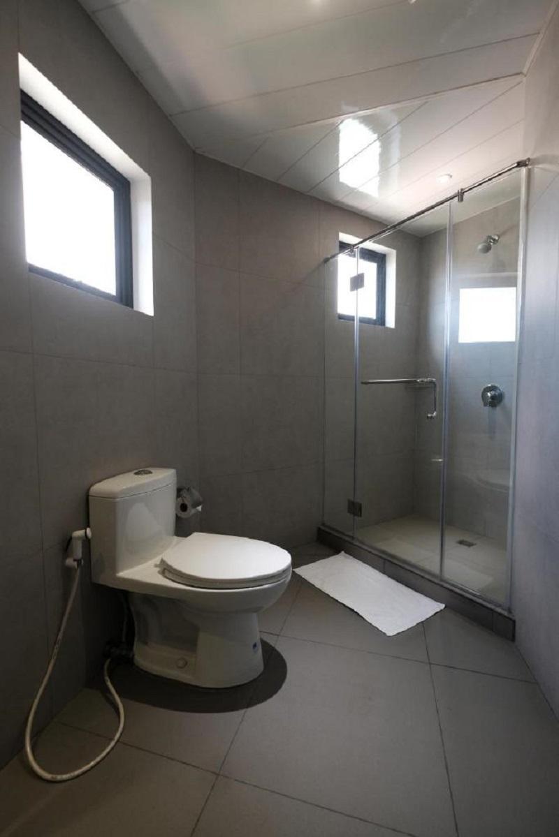 U Hotels Makati Makati City Kültér fotó