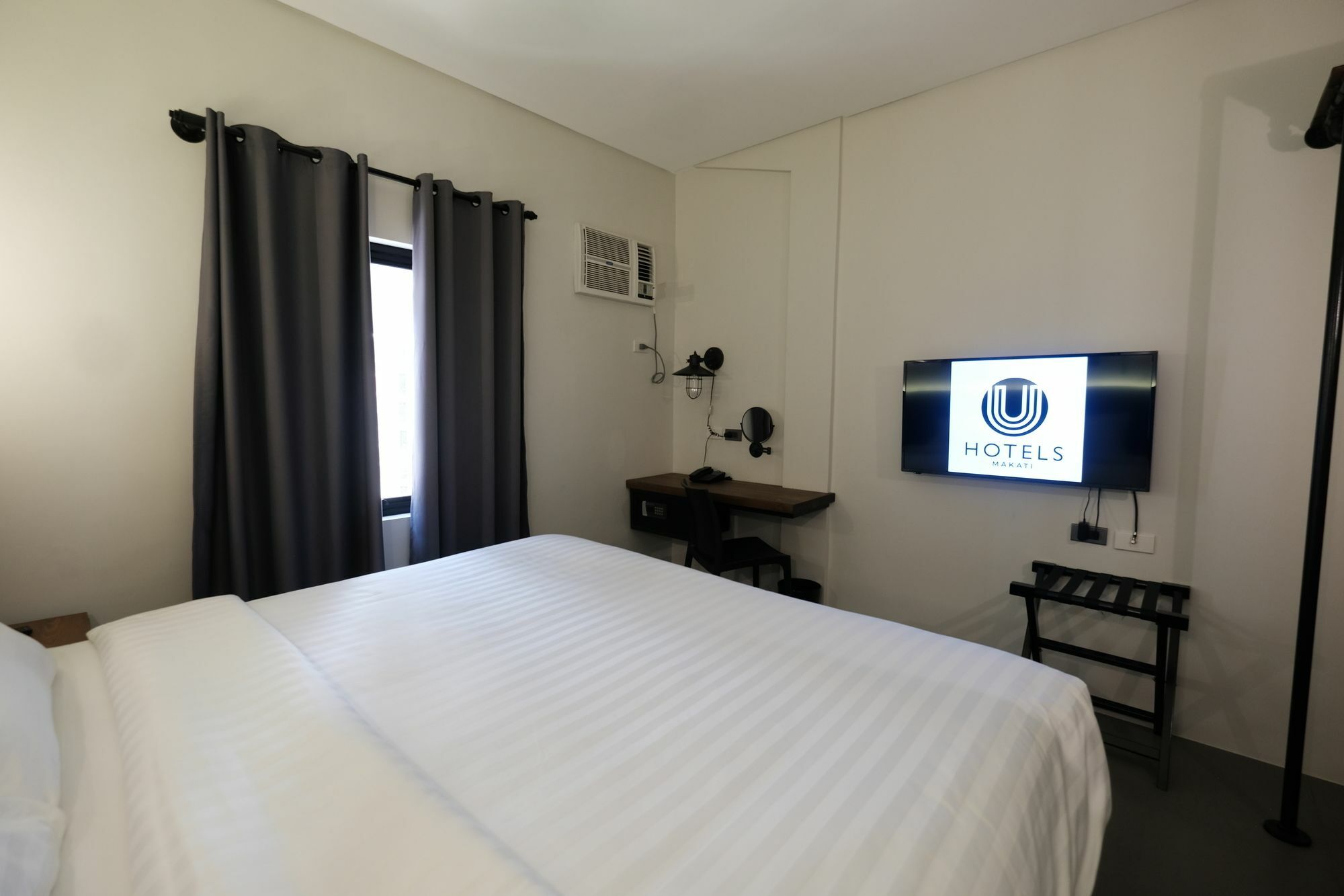 U Hotels Makati Makati City Kültér fotó